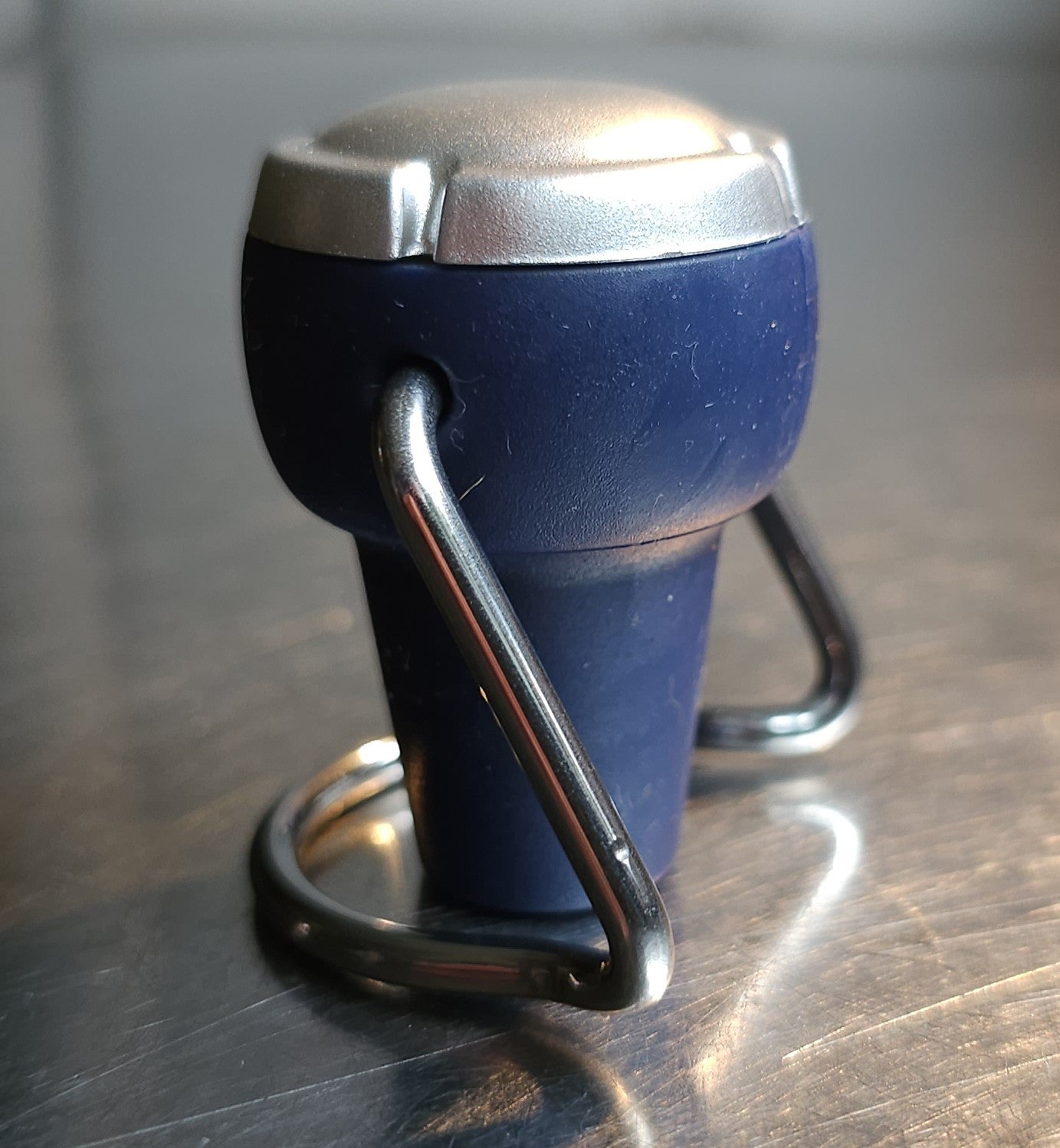 Kiboni champagne stopper